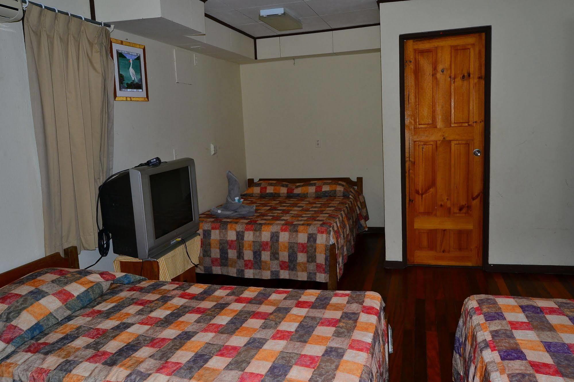 Hotel Sierpe River 外观 照片